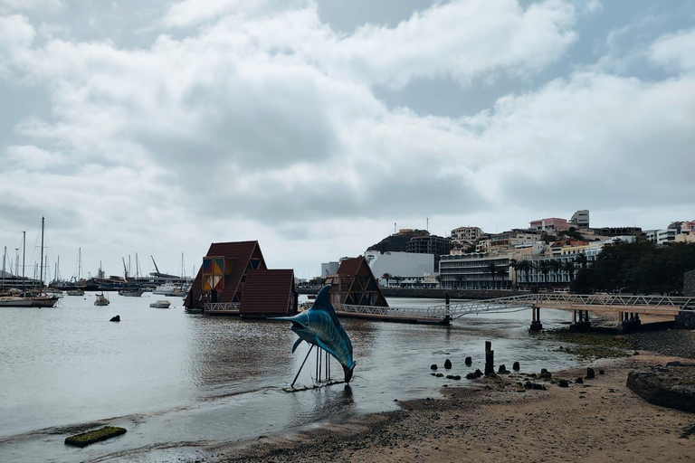 Tuk Tuk: Discover Mindelo on 3 wheels with Cooltuk: Cultural Tour