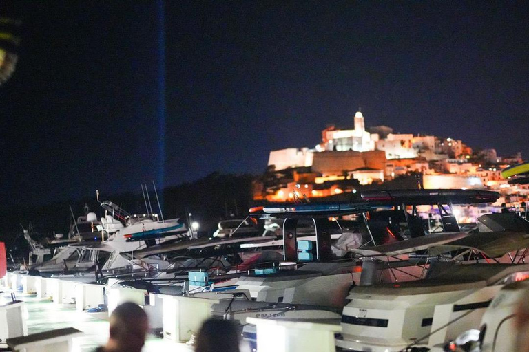 Ibiza: Dinner with Live Show & DJ at an Italian Restaurant and Nightclub Ibiza: Dinner, Live Show & DJ at Italian Restaurant and Nightclub