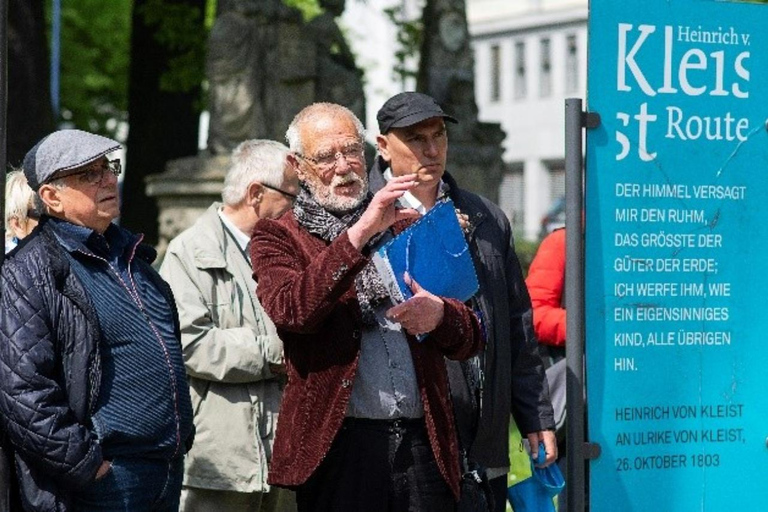 Frankfurt (Oder): Guided City Tours with Themed Specials Living Views: DDR Memories Tour with Actionbound App
