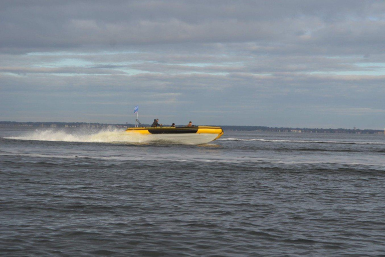 Snabb båttur runt SèteUtflykt med motorbåt till Sète