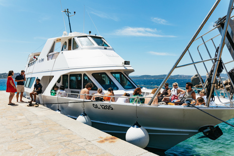 Ab Palau: Tagestour zu den La Maddalena-Inseln mit dem BootVon Palau aus: La Maddalena Inseln Ganztägige Bootstour 2