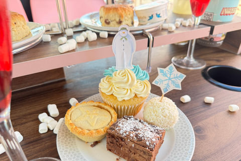 Londra: tour natalizio in bus con tè pomeridiano a tema SnowmanPonte superiore - Partenza da Londra