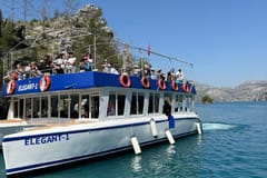 Alanya/Side: Green Canyon Katamaran-Tour mit Mittagessen, Schwimmen