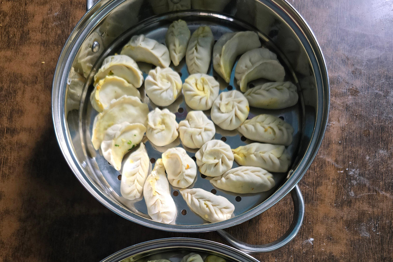 Pokhara: Authentic Nepali Cooking Class & Market Tour
