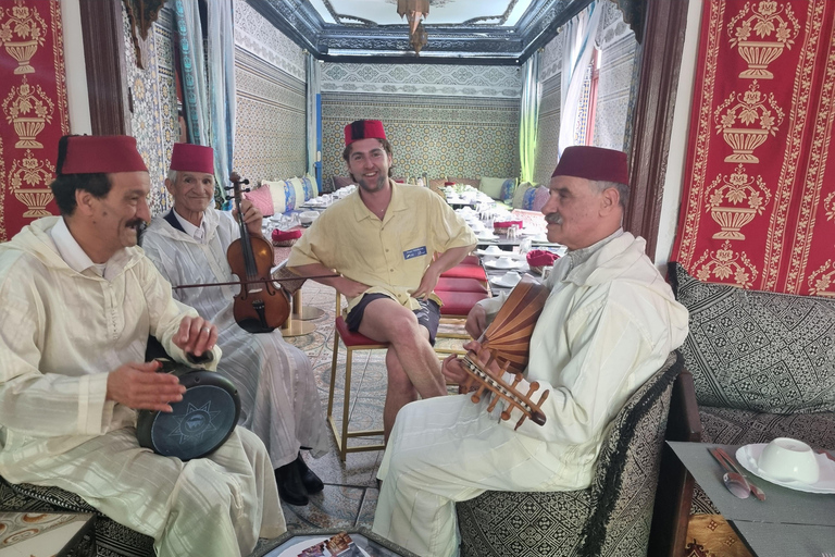 From Cádiz: Tangier Day Trip with Ferry, Lunch & Local Guide