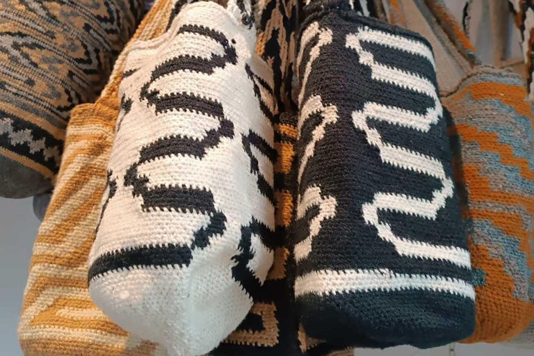 The Legacy of the Backpack: Ancestral Kankuamo Experience - Weaving