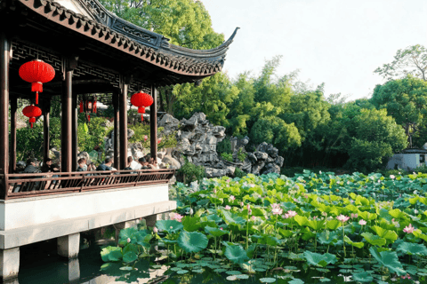From Shanghai: Zhujiajiao Water Town Day Trip with Boat Ride