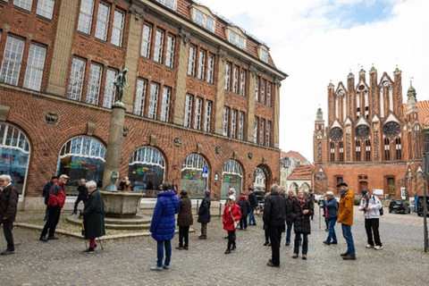 Frankfurt (Oder): Guided City Tours with Themed Specials Living Views: DDR Memories Tour with Actionbound App