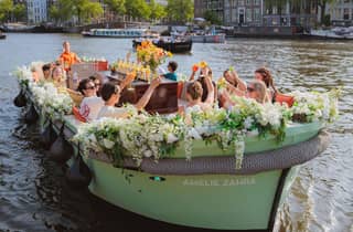 Amsterdam: Luxuriöse Cocktail-Bootsfahrt mit Option für Cocktails