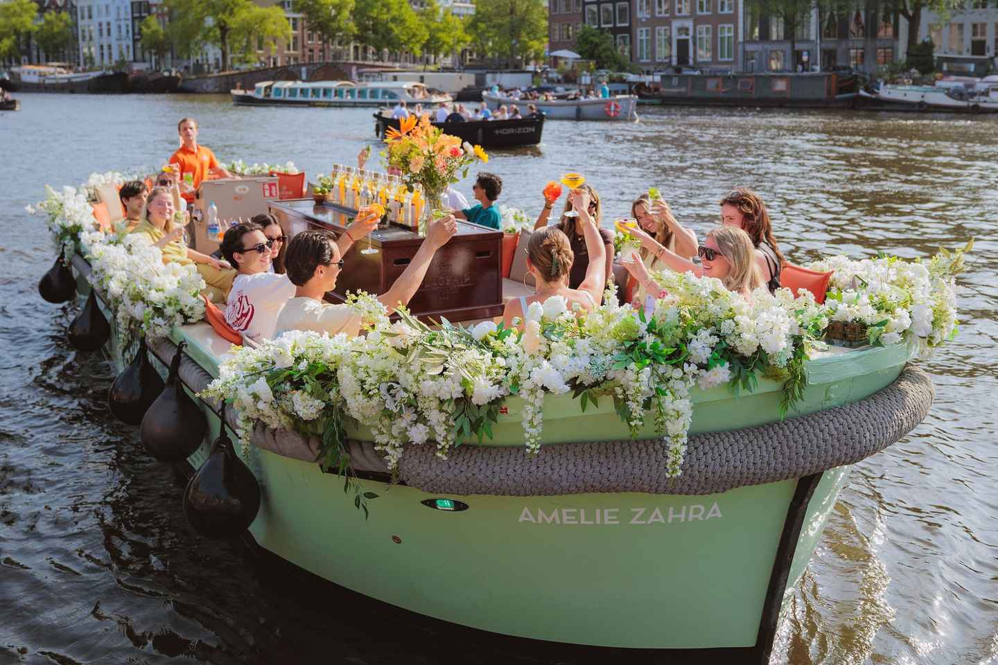 Amsterdam: Luxury Cocktail Cruise including Cocktails option - Cruise excluding Drinks