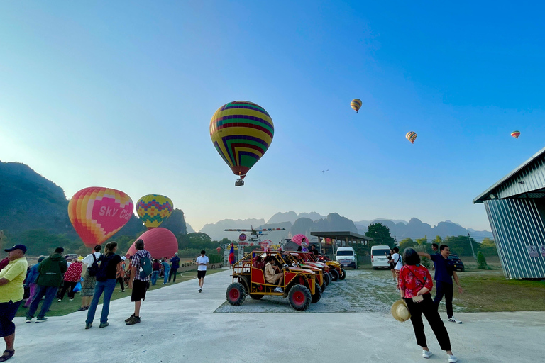 Hot Air Balloon and Paramotor in VangVieng pick up-drop off Private - Group of 5-8 pax ( Flying around- 30 mins)