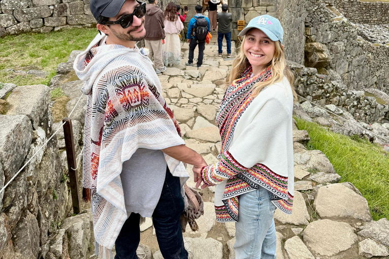 Machu Picchu: Official Entry to Circuit 2, Bus & Guided Tour Machu picchu Circuit 2 with Private guide and Bus Tickets