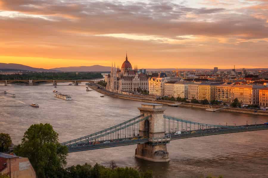 Ab Wien: Bratislava & Budapest Guide One Day Tour. Foto: GetYourGuide Ab Wien: Bratislava & Budapest Guide One Day Tour. Foto: GetYourGuide