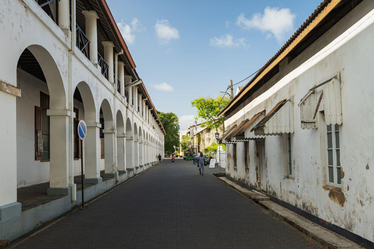 Colombo: Spice Garden Madu River, Cinnamon Island & Galle