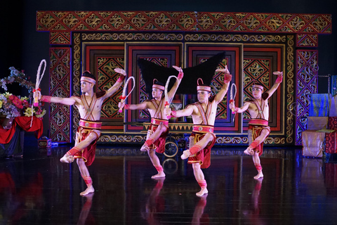 Bali Nusa Dua Theater: Devdan-Show-TicketsKategorie B Ticket - Normale Sitze mit Blick auf die Bühne