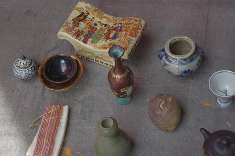 Hangzhou Ghost Market Adventure: Antique Hunt & Bargain