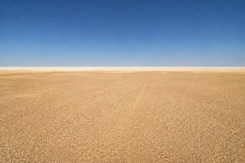 From Cairo: 4x4 Desert Safari, Waterfalls & Magic Lake Shared Tour: Wadi El Rayan, Magic Lake & Lake Qarun, Jeep