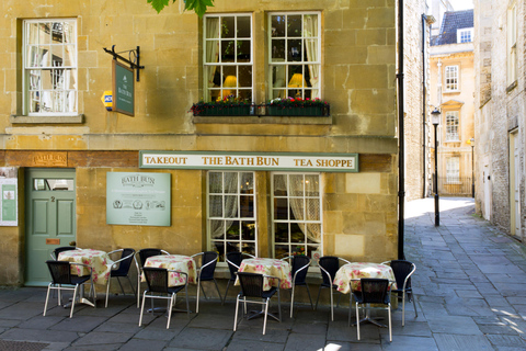 London: Stonehenge and Bath Guided Full-Day Tour Tour with Stonehenge Entry Ticket Included