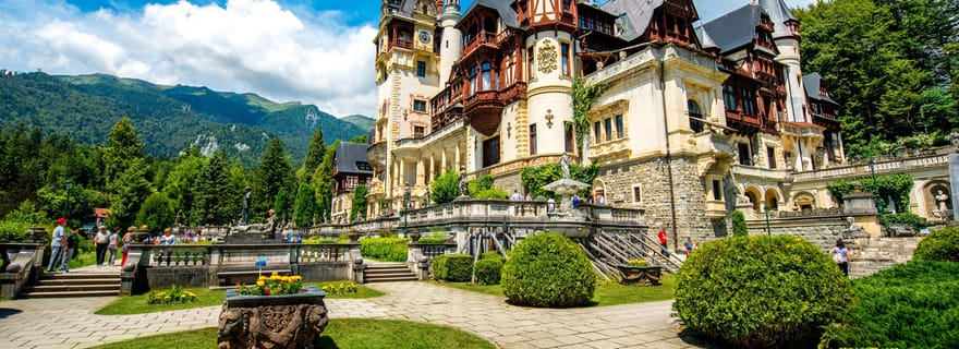 Visite en bus de 3 châteaux : Peleș, « mercredi » et Dracula
