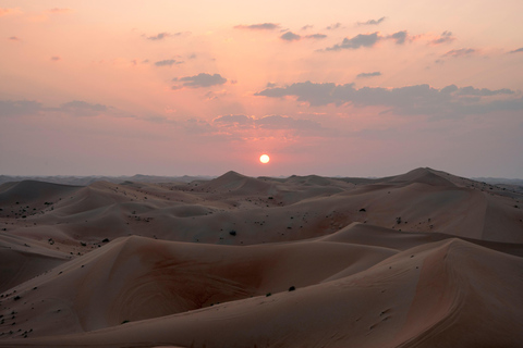 Salalah: Private Empty Quarter Sunset & Stargazing Two 4x4s (5-8 guests)