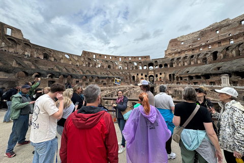 Roma: Coliseu, Arena, Fórum e Monte Palatino para grupos pequenosRoma: Tour pela Arena do Coliseu, Fórum Romano e Monte Palatino