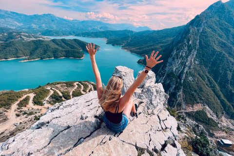 From Tirana: Hike on Gamti Mt &amp; Bovilla Lake on Land Rover