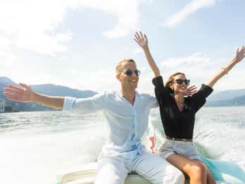 Visite privée des îles Borromées en bateau Riva 4 heures