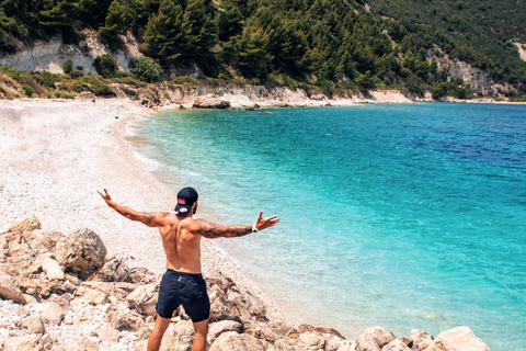 Vlorë: Sazan Island, Haxhi Ali Cave, and Karaburun Boat Tour Vlorë: Sazan, Haxhi Ali Cave Karaburun Boat Tour