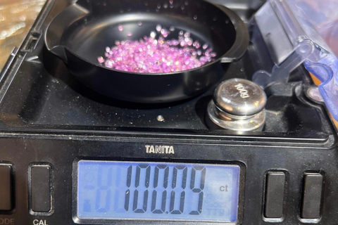 Colombo: Gemstone & Jewelry Experience with GIA Gemologists