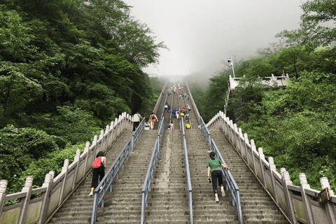 Zhangjiajie : visite de la montagne de Tianmen et spectacle de la fée du renard de Tianmen