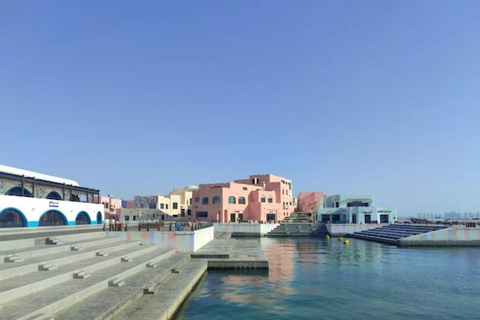 Doha: Mina District's Colorful Streets & Coastal Vibes Tour