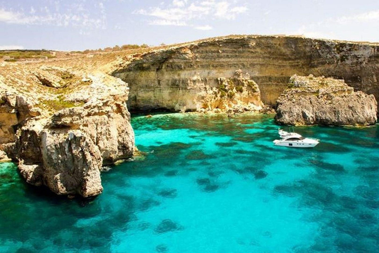 马耳他私人游艇：蓝泻湖、科米诺岛与海洞探险科米诺岛与蓝礁湖2小时小艇环岛游