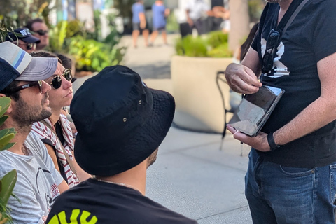 Historic Hollywood Boulevard and Movie Palaces Walking Tour English Shared Tour of Hollywood Boulevard