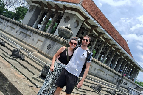 Colombo: Heritage and Culture Tour by Tuk Tuk
