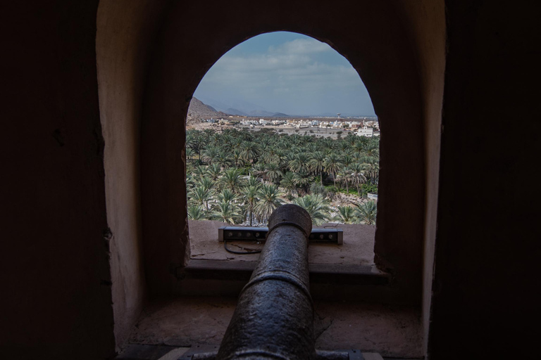 Sentier historique et naturel - Village de Nakhal et Wakan