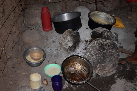 Tarangire-Nationalpark &amp; Eyasi-See (Datoga- &amp; Hadzabe-Dörfer)Premium Lodge im Tarangire-Nationalpark