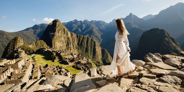 Machu Picchu: Guided Tour with Local Guide
