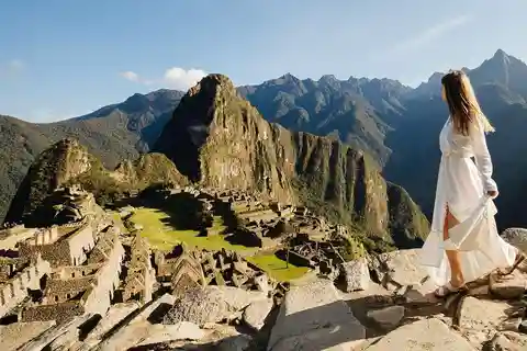 Machu Picchu: Guided Tour with Local Guide