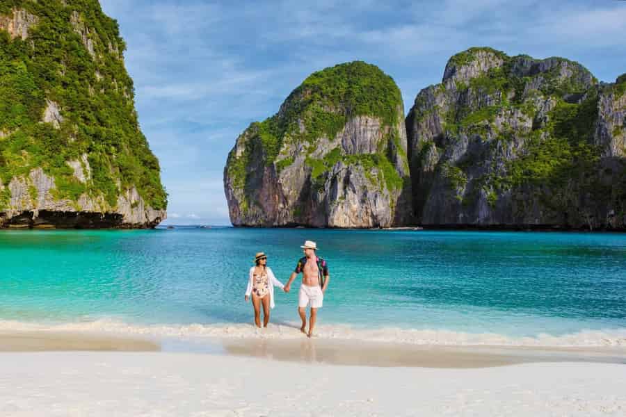 Phuket: Phi Phi Inseln und Maya Bay Tagestour mit Mittagessen. Foto: GetYourGuide Phuket: Phi Phi Inseln und Maya Bay Tagestour mit Mittagessen. Foto: GetYourGuide
