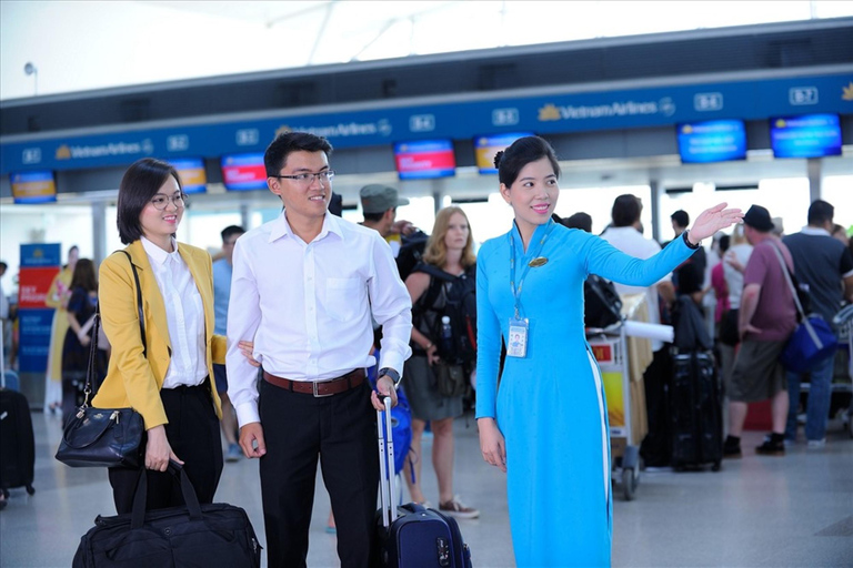 Desde el aeropuerto de Ho Chi Minh Llegada internacional por vía rápida