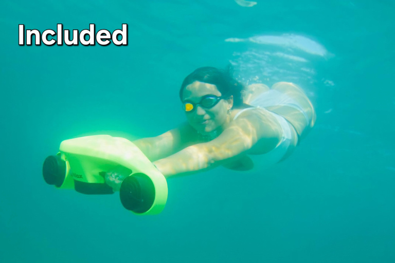 Palma de Mallorca: Private Sunrise Boat Tour & Watersports Sunrise experience + Long stop with water toys.