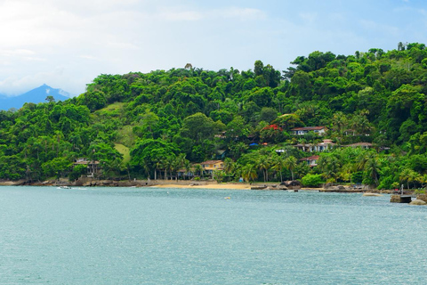 Paraty: Exclusive North Route Poseidon Boat Tour