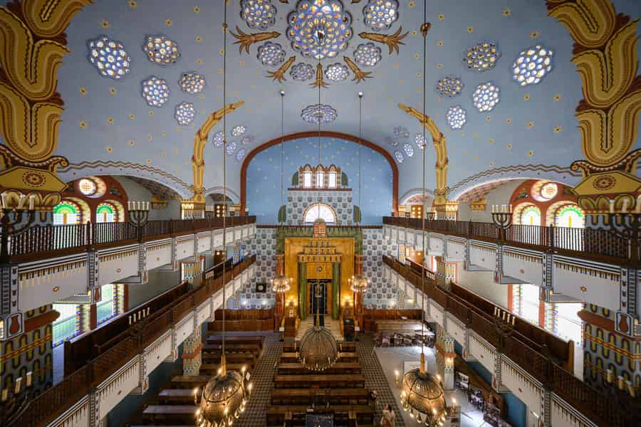 Budapest: Eintrittskarte für die orthodoxe Synagoge Kazinczy-Straße. Foto: GetYourGuide Budapest: Eintrittskarte für die orthodoxe Synagoge Kazinczy-Straße. Foto: GetYourGuide