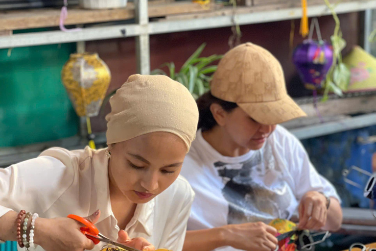 Hoi An: Basket Boat, Lantern Making Class & Hoai River Ride