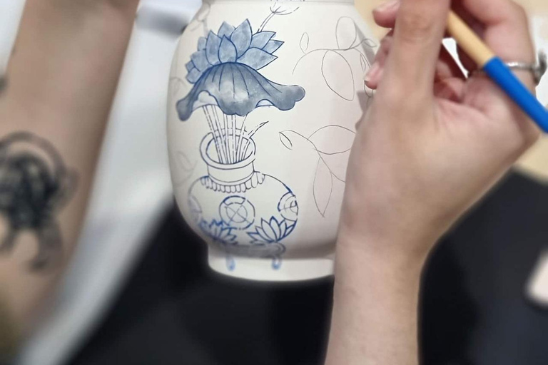 Traditional Chinese blue porcelain ceramics in Hangzhou Traditional Chinese blue porcelain in Hangzhou