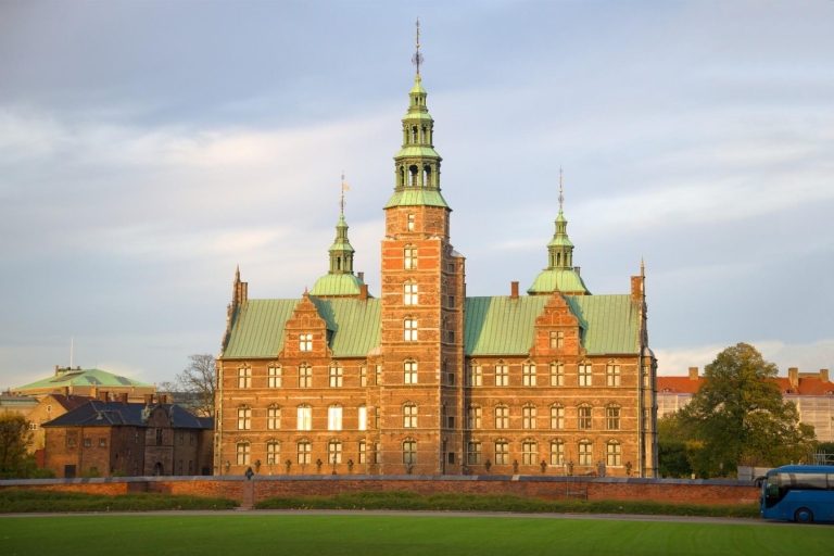 Copenhagen: Rosenborg Castle Tour with Skip-the-Line Ticket 4-Hour Rosenborg Castle and Amalienborg Palace Tour