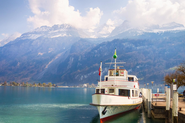 Excursion privée d&#039;une journée : De Lucerne à Interlaken et les lacs de Thoune et de Brienz