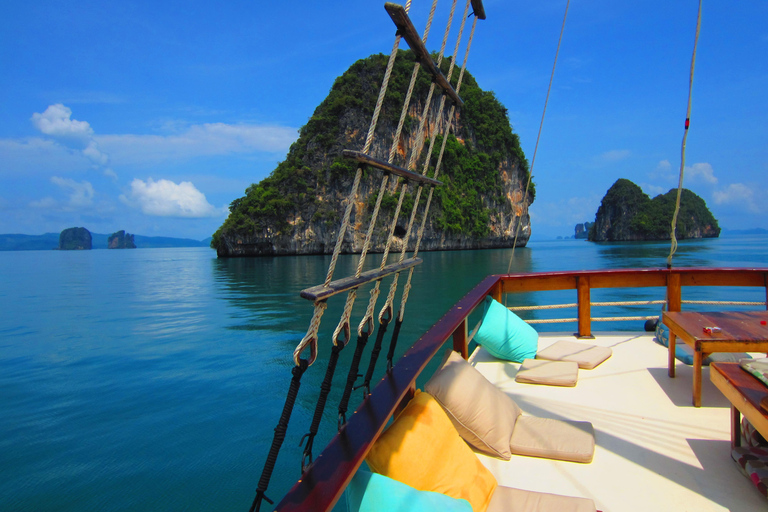 Khao Lak: Tradycyjna łódź do zatoki Phang Nga i na wyspę Hong