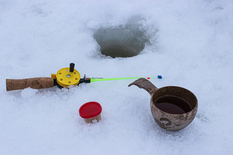 Levi: A fun Ice Fishing Experience in Levi, 3 HOURS