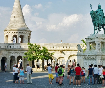 Budapest: Buda Castle District Walking Tour